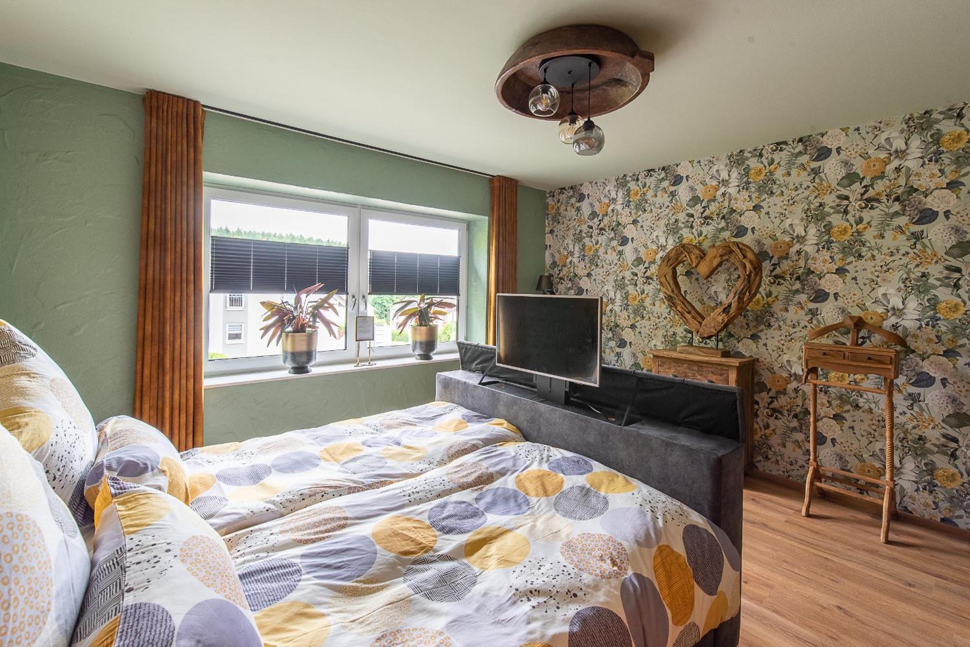 Einzigartige Traumwohnung Mit Whirlpool & Sauna Bietet Luxus Und Erholung Neuheilenbach Экстерьер фото